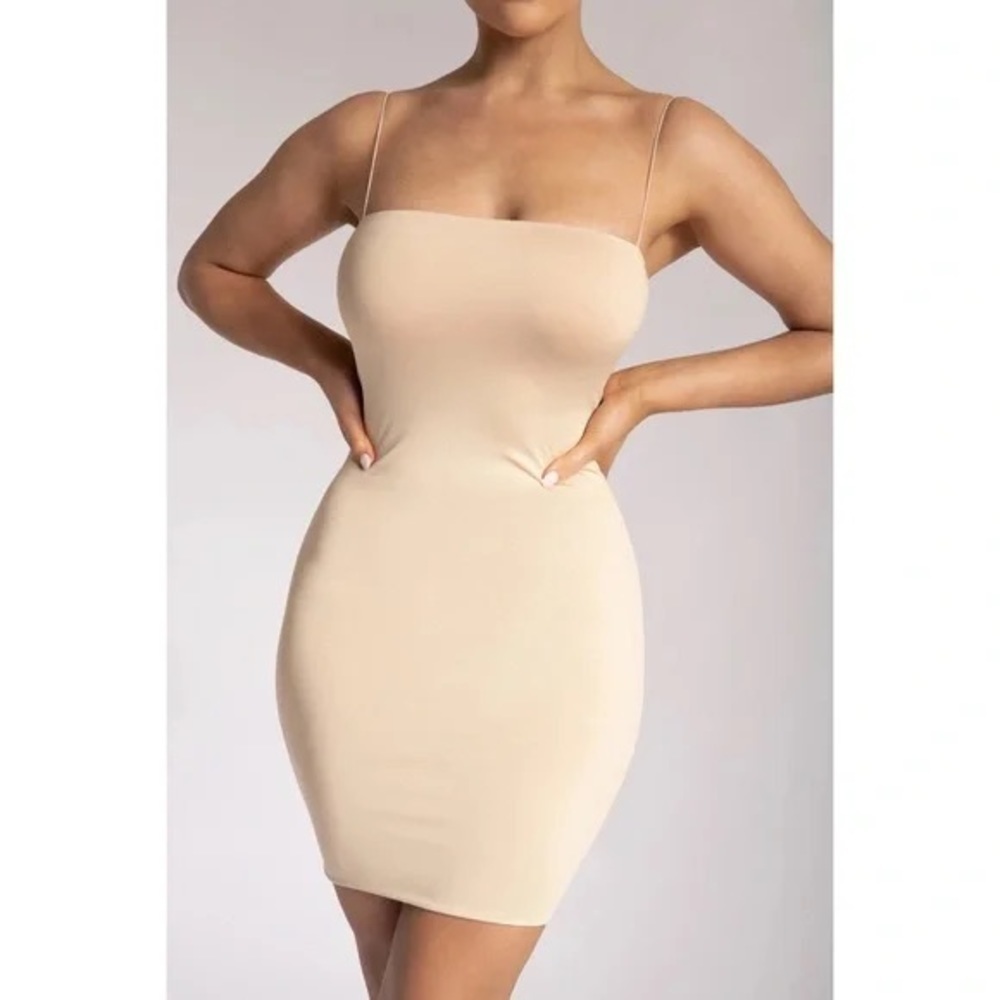 Meshki Solid Nude Bodycon Mini Dress Women’s Size L Spaghetti Strap Sexy Sleek